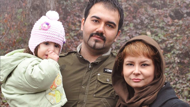 Soheil Arabi with his wife and daughter.