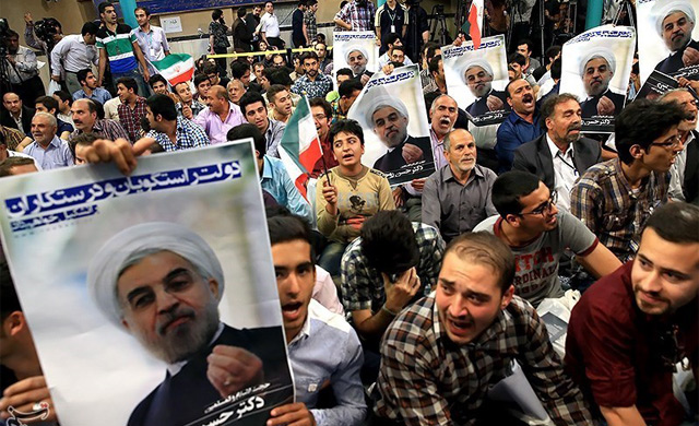rohani-rally-slider